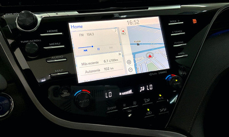 Toyota Camry 2019...