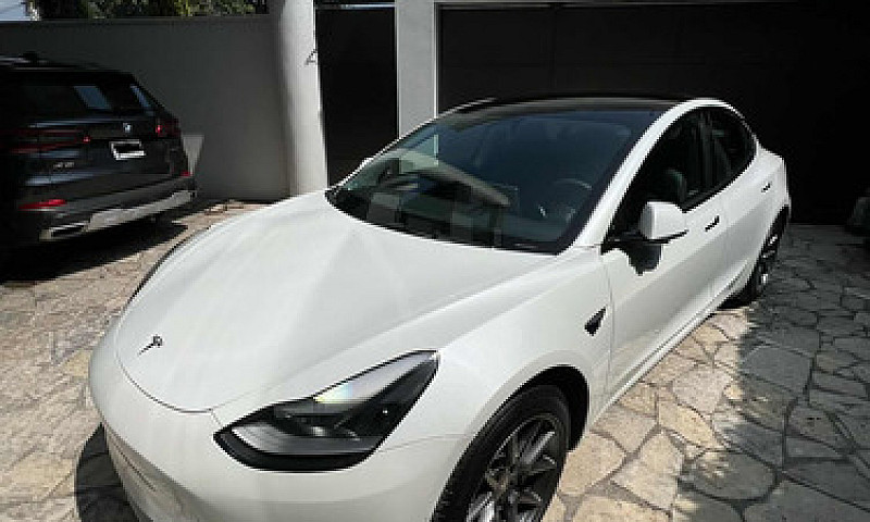 Tesla Model 3 2021 B...