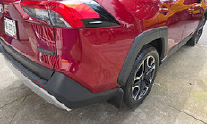 Toyota Rav4 2.5 Adve...