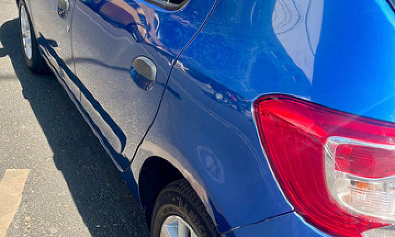 Renault Sandero 1.6 ...