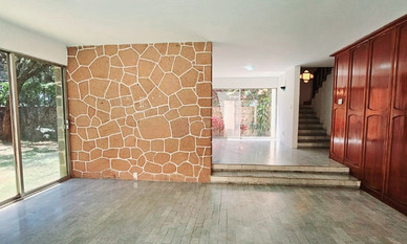 Casa En Venta En Cue...
