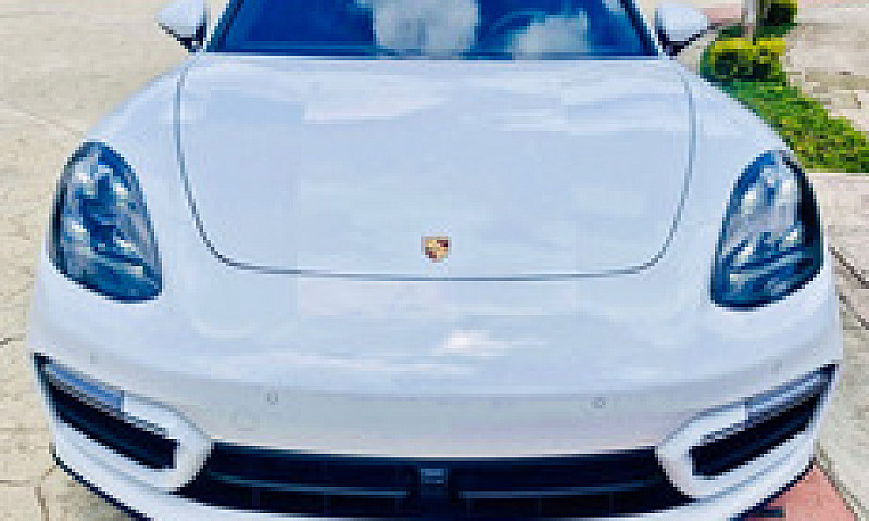 Porsche Panamera 3.0...
