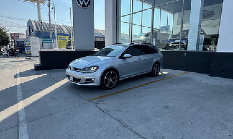 Volkswagen Golf Vari...