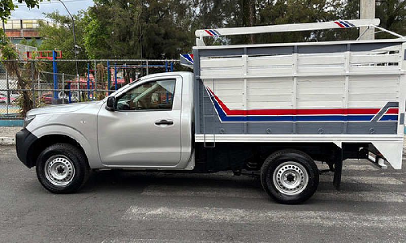 Nissan Np300 2.5 Cha...