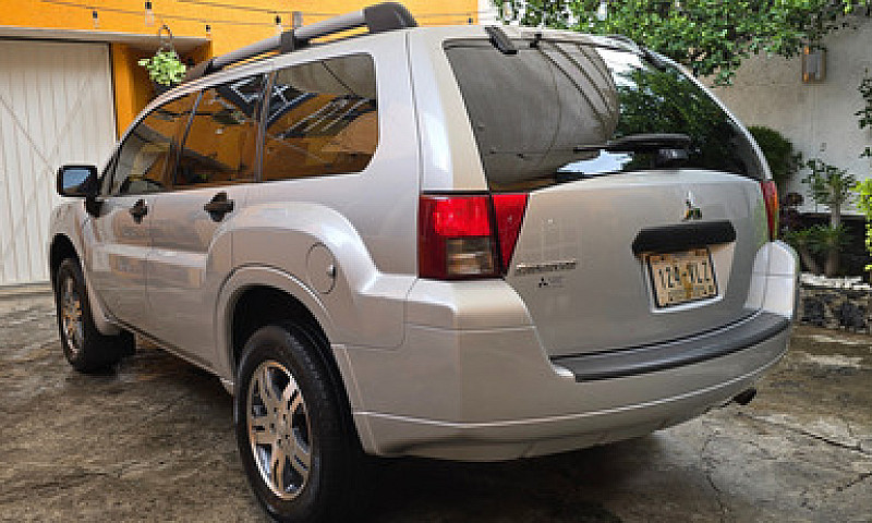 Mitsubishi Endeavor ...