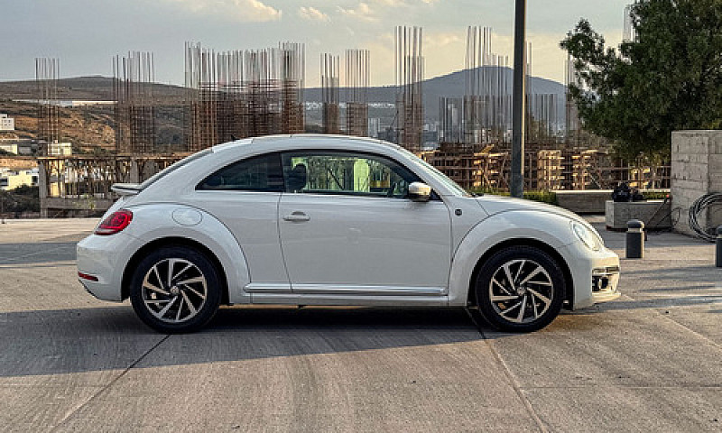 Volkswagen Beetle 20...