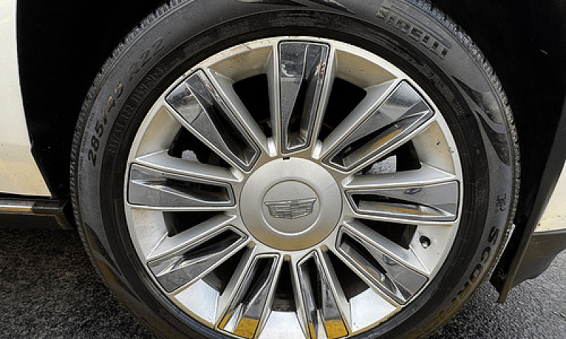 Cadillac Escalade Es...