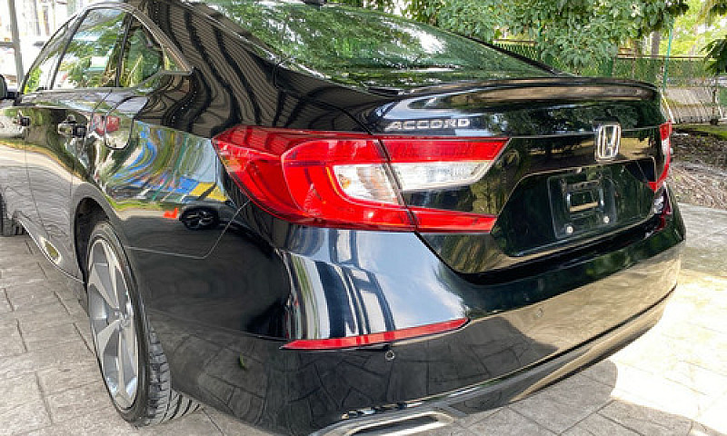 Honda Accord 2019...