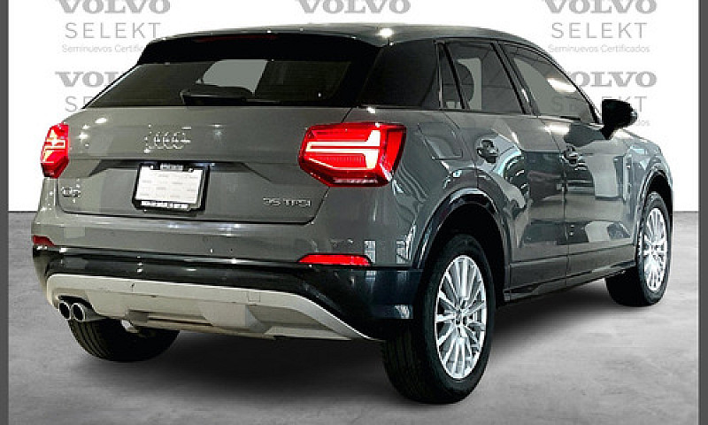 Audi Q2 Select 2020...