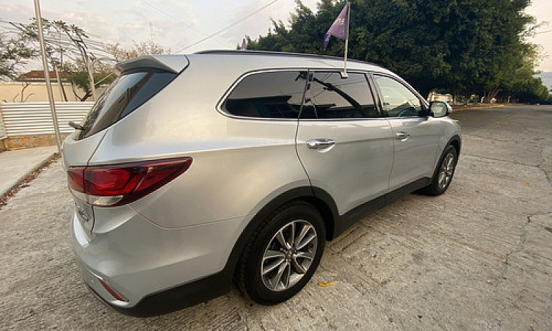 Hyundai Santa Fe 201...