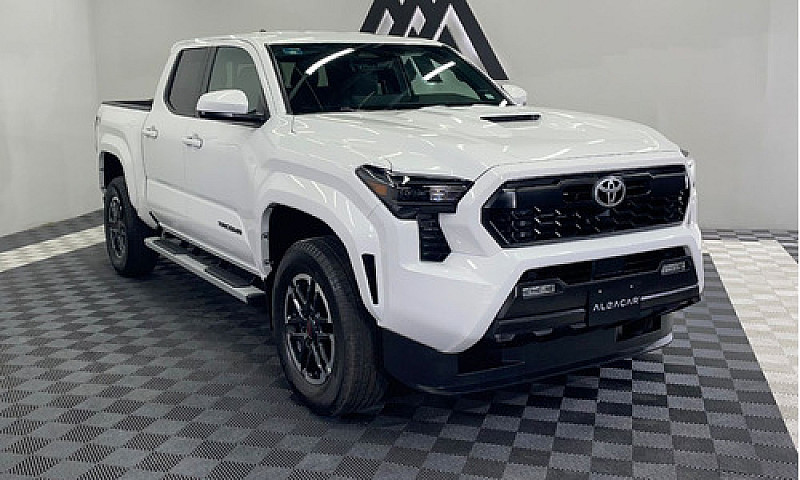 Toyota Tacoma 2024...