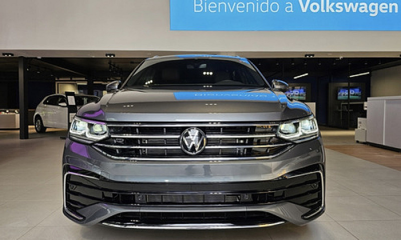 Volkswagen Tiguan R-...