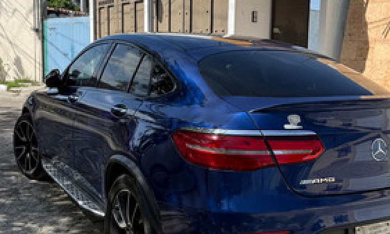 Mercedes Amg Glc 43...