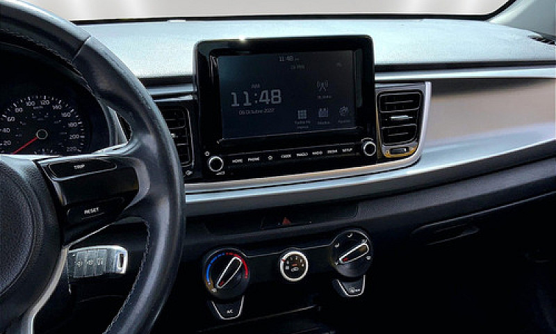 Kia Rio 2021...