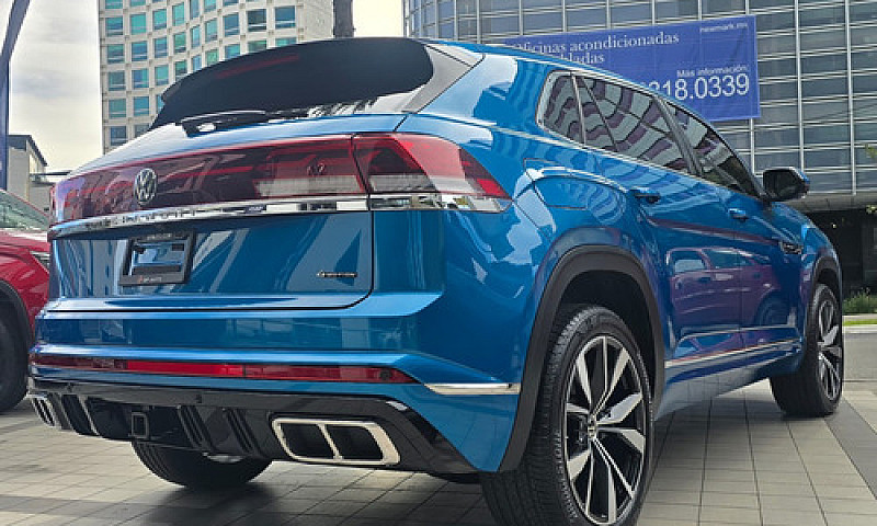Volkswagen Cross Spo...