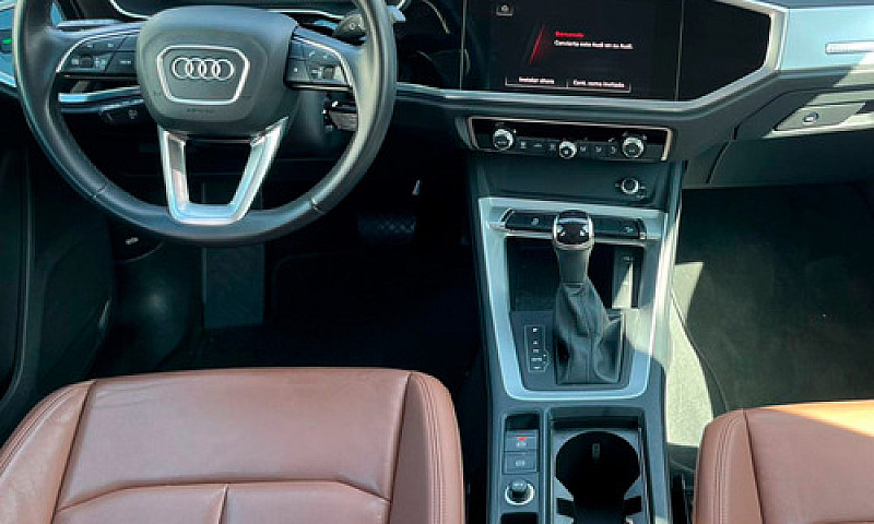 Audi Q3 2022...