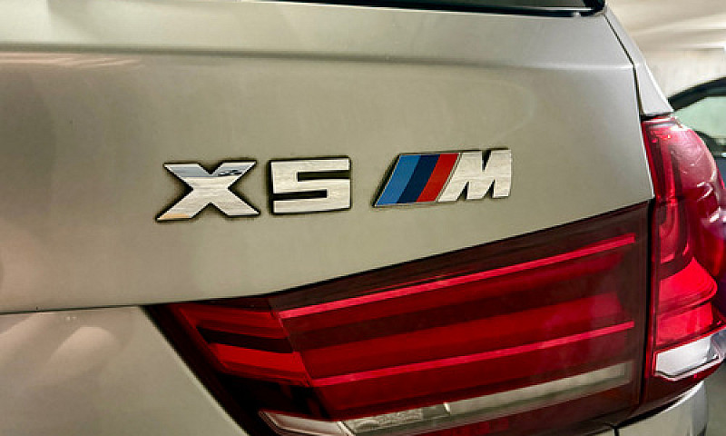 Bmw X5 M Competition...