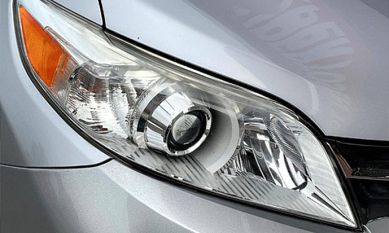 Toyota  Sienna  2018...