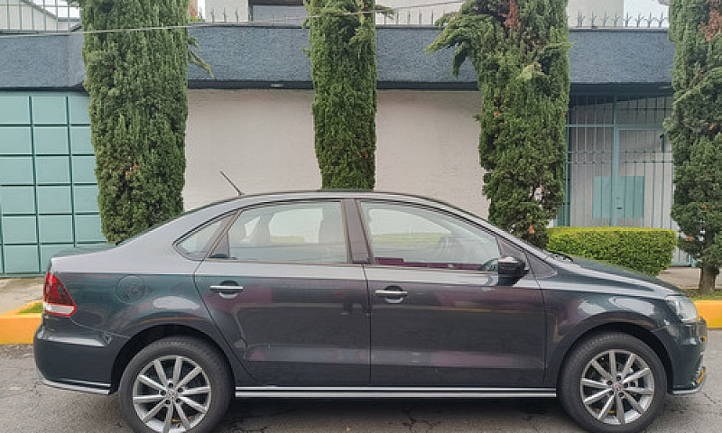 Volkswagen Vento 1.6...
