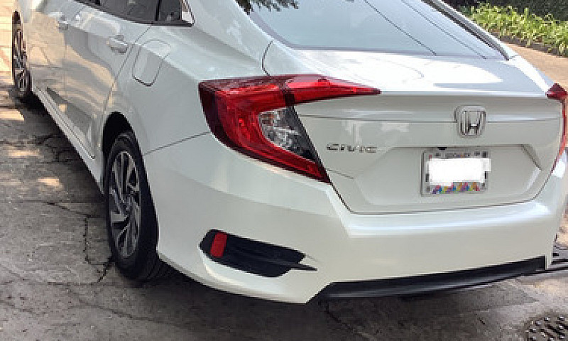 Honda Civic 2.0 I-St...
