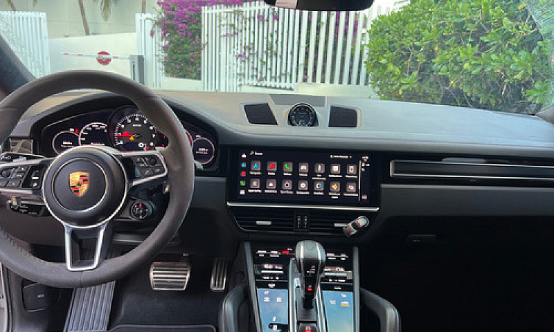 Porsche Cayenne Coup...
