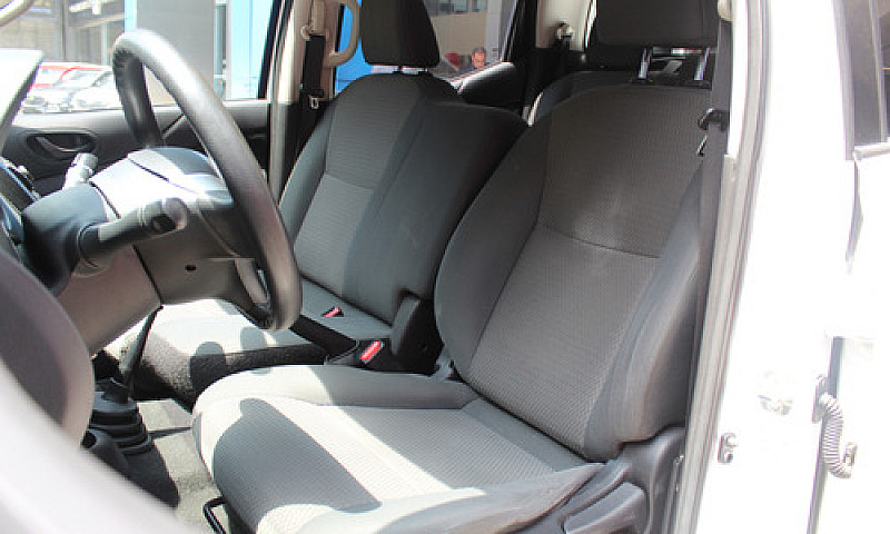Nissan Doble Cabina ...