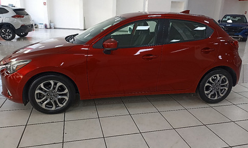 Mazda  Mazda 2  2019...