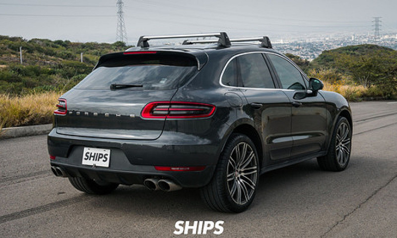 Porsche Macan 2018...