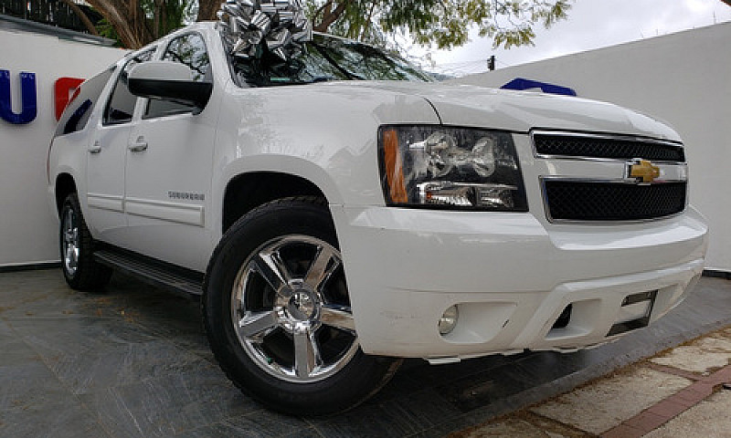 Chevrolet Suburban 5...