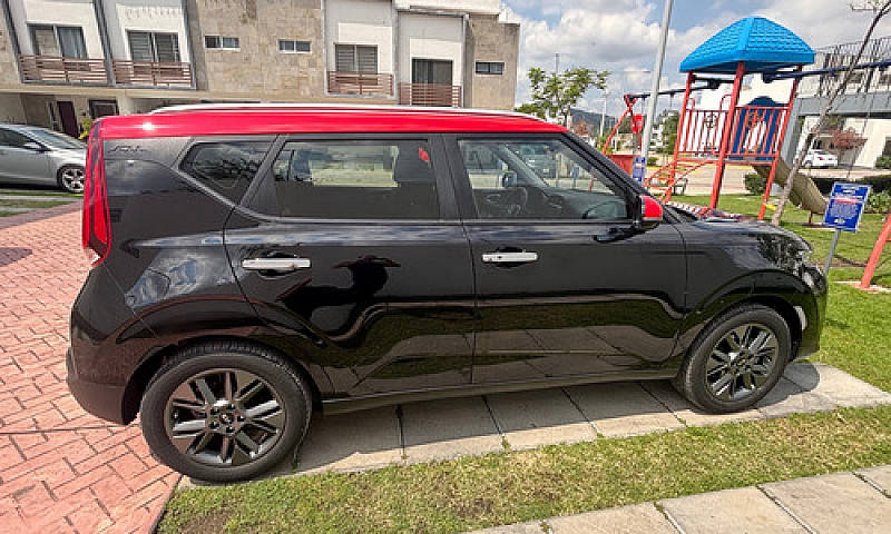 Kia Soul 2.0 Ex At...