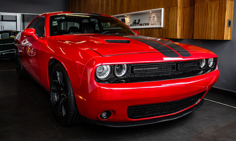 Dodge Challenger 201...