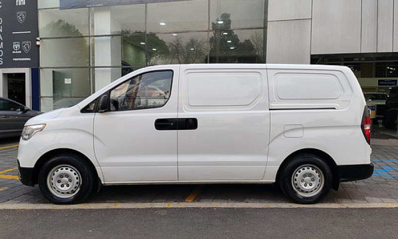 Hyundai Starex 2019...