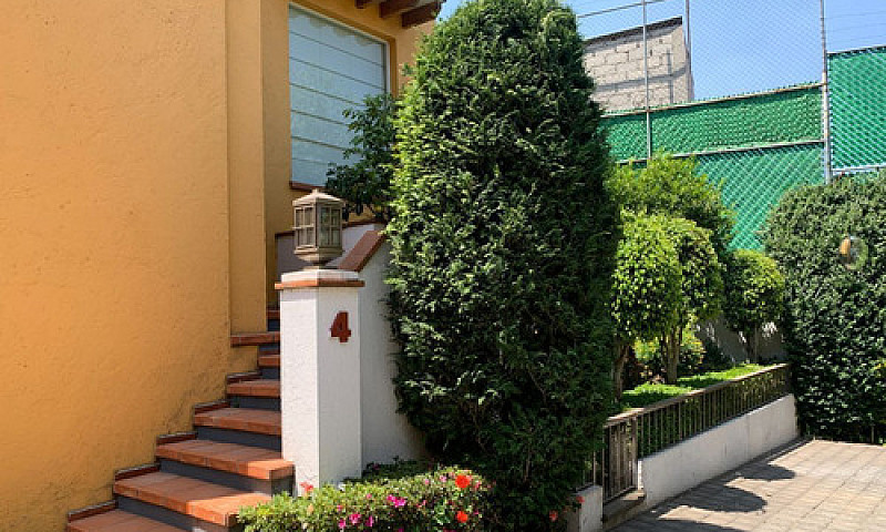 Casa En Venta En Cua...