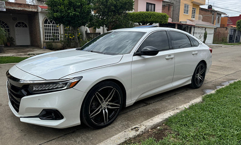Honda Accord 2.0 Tou...