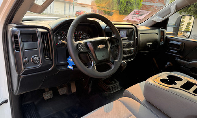 Chevrolet Silverado ...