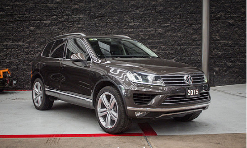 Volkswagen Touareg 2...