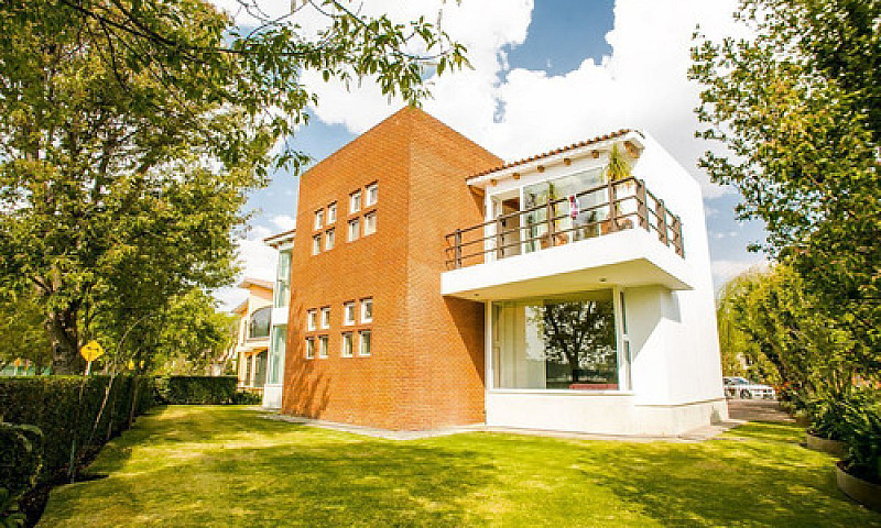 Hermosa Casa En Vent...