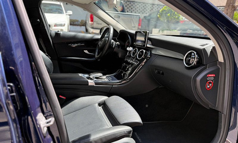 Mercedes-Benz Clase ...