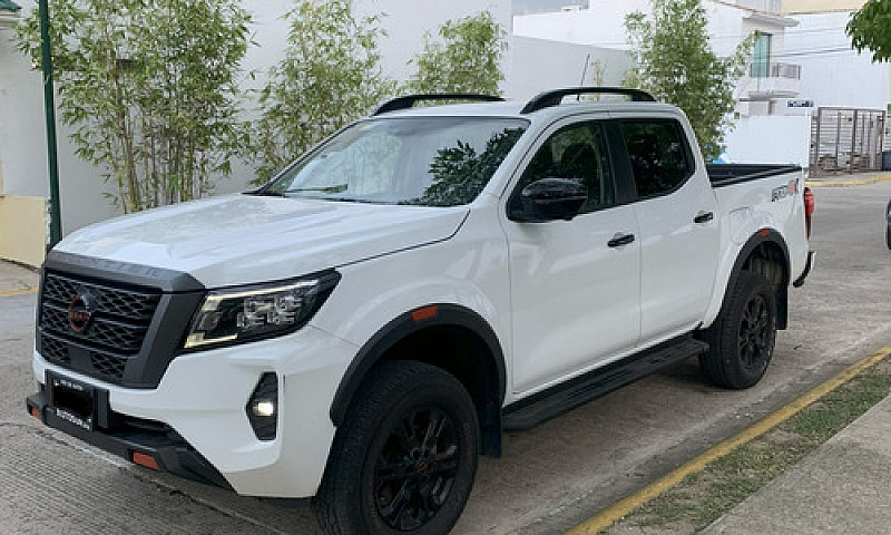 Nissan Frontier 2.5 ...