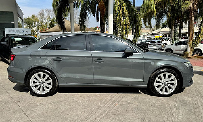 Audi A3 2020...