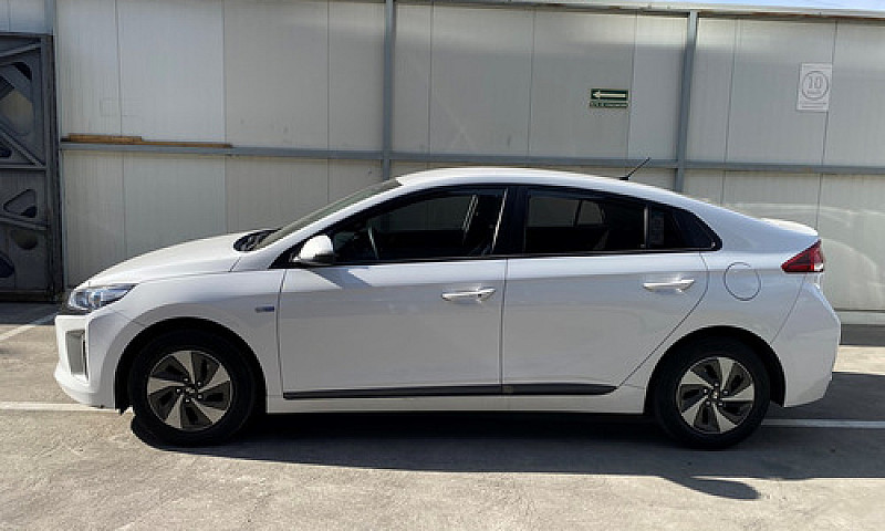 Hyundai Ioniq 2018...