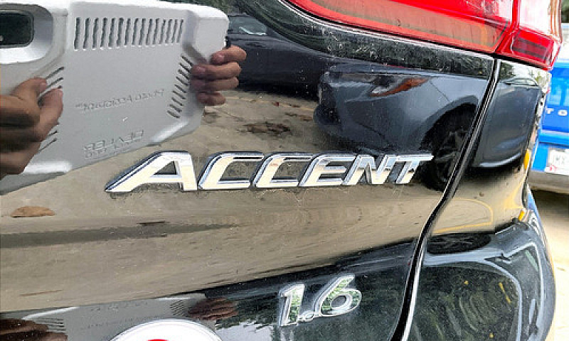 Hyundai Accent 2018...