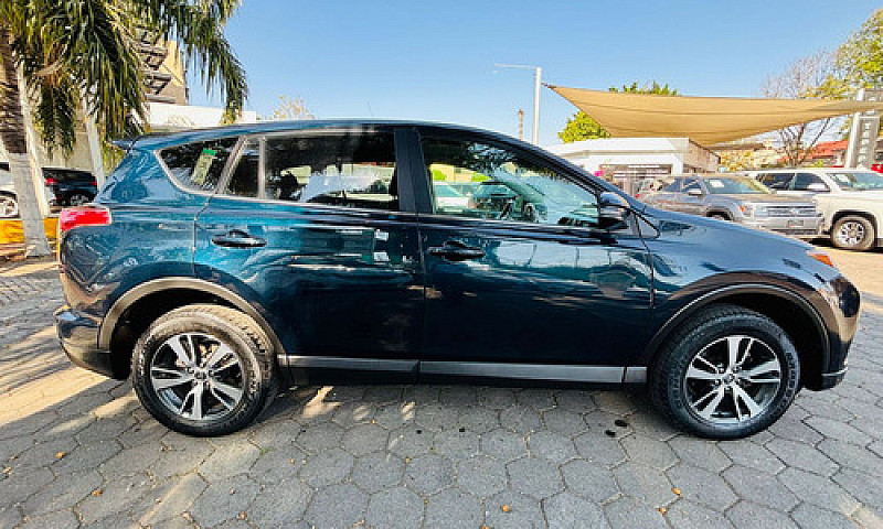 Toyota Rav4 2018...