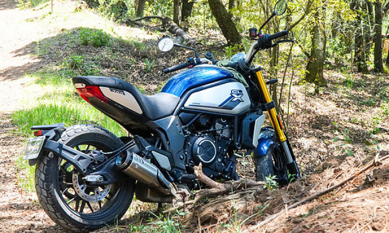 Cf Moto Clx 700 Heri...