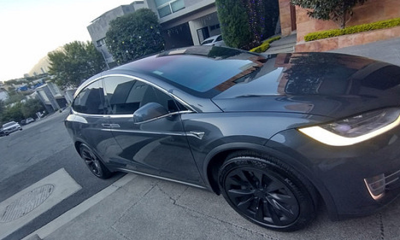 Tesla X 75D, 88,809K...
