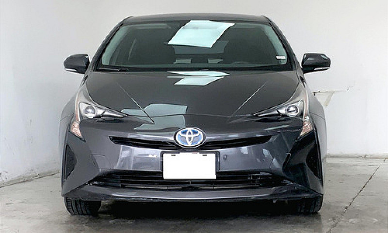 Toyota Prius 2017...