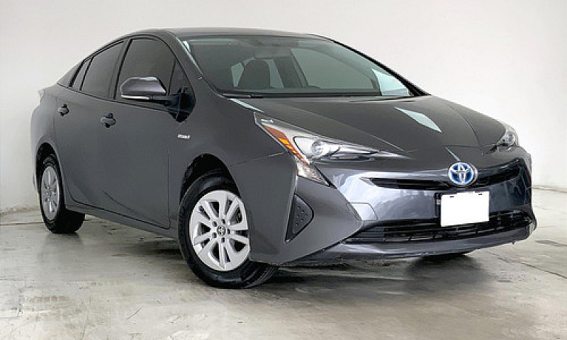 Toyota Prius 2017...