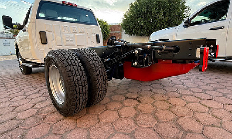 Chevrolet Silverado ...