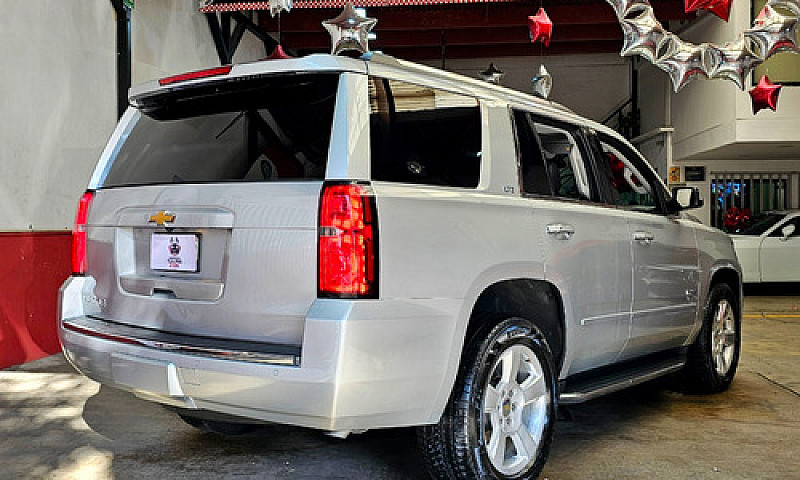 = Chevrolet // Tahoe...