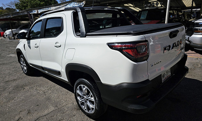 Ram 700 1.3 Laramie ...